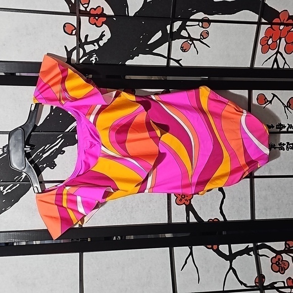 Trina Turk Spa & Swim Collection Colorful Swimsuit Size 4 NWT - Picture 3 of 11